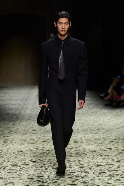 Look 21